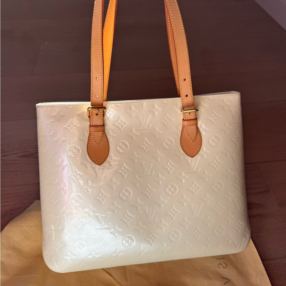 louis vuitton white tote